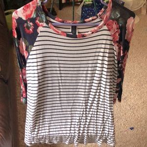 Floral/ stripe 3/4 sleeve